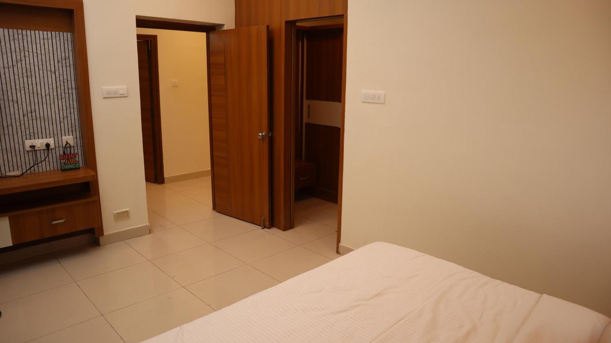 Dcasa Apartment Hotel Hyderabad Eksteriør billede