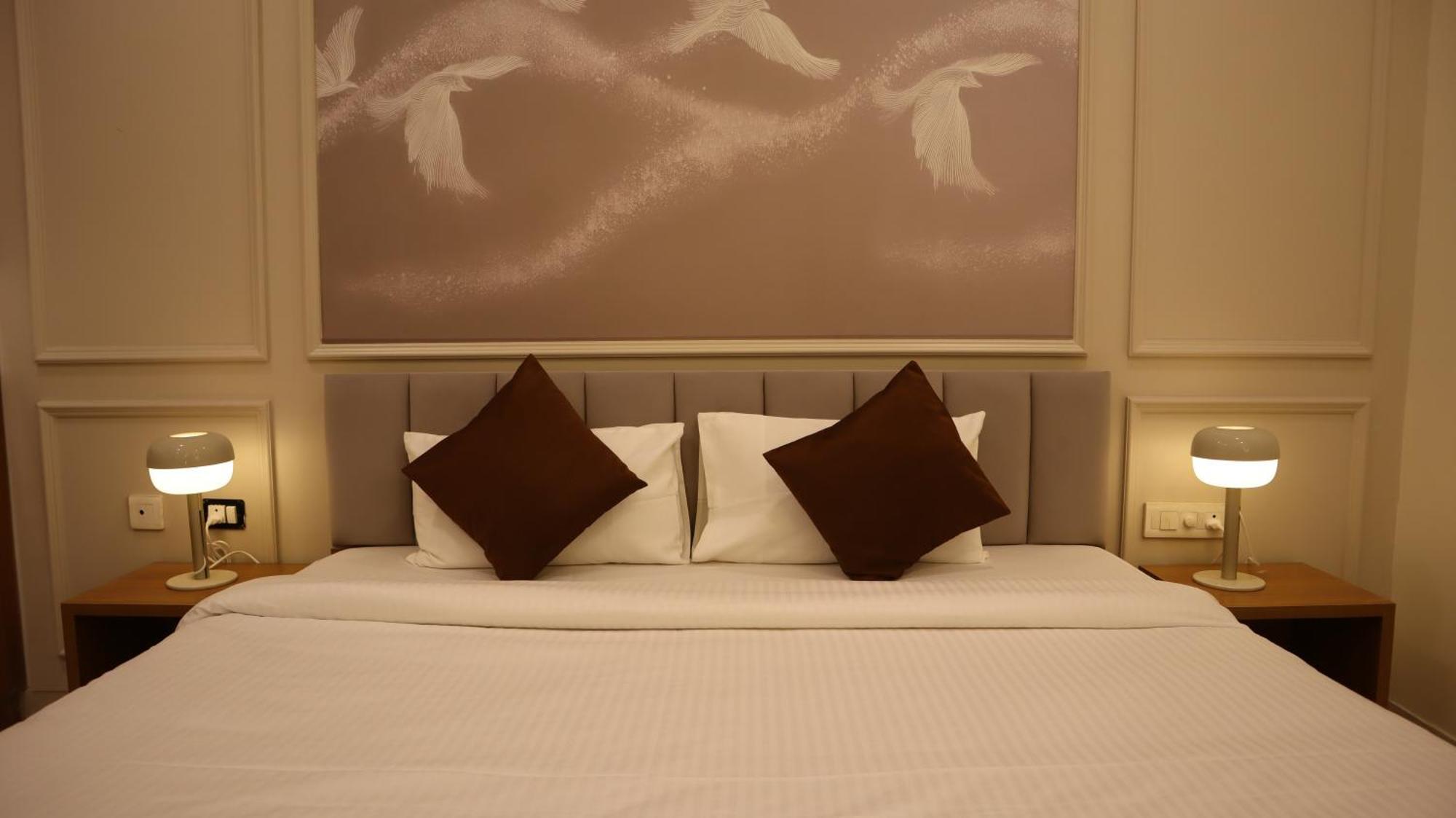 Dcasa Apartment Hotel Hyderabad Eksteriør billede