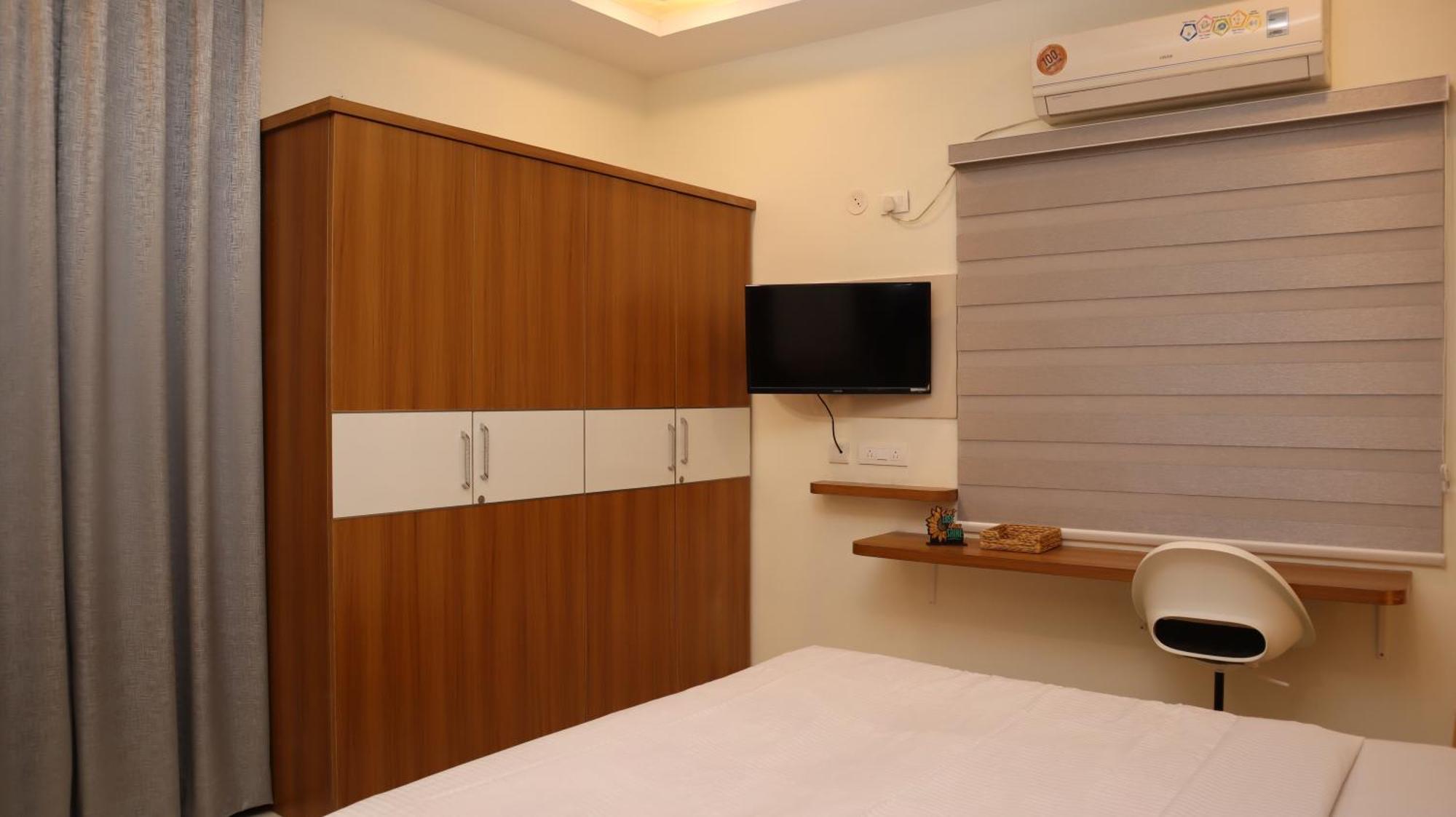 Dcasa Apartment Hotel Hyderabad Eksteriør billede